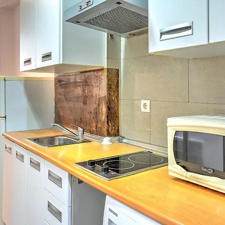 Vintage Apartment